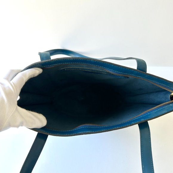 LV Saint-Jacques Epi Bag PM - Picture 6 of 10